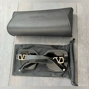 Valentino sunglasses